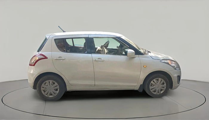 2017 Maruti Swift LXI (O), CNG, Manual, 1,07,365 km, exterior