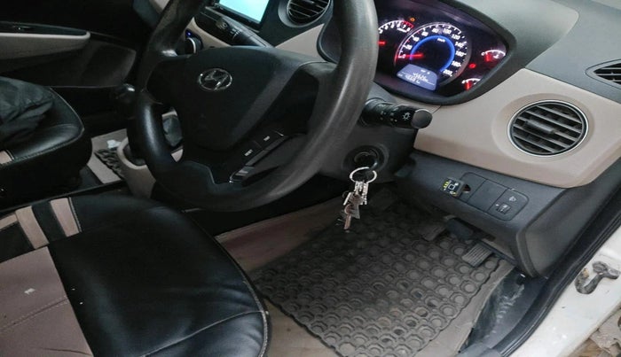 2017 Hyundai Grand i10 MAGNA 1.2 KAPPA VTVT, CNG, Manual, 46,681 km, interior