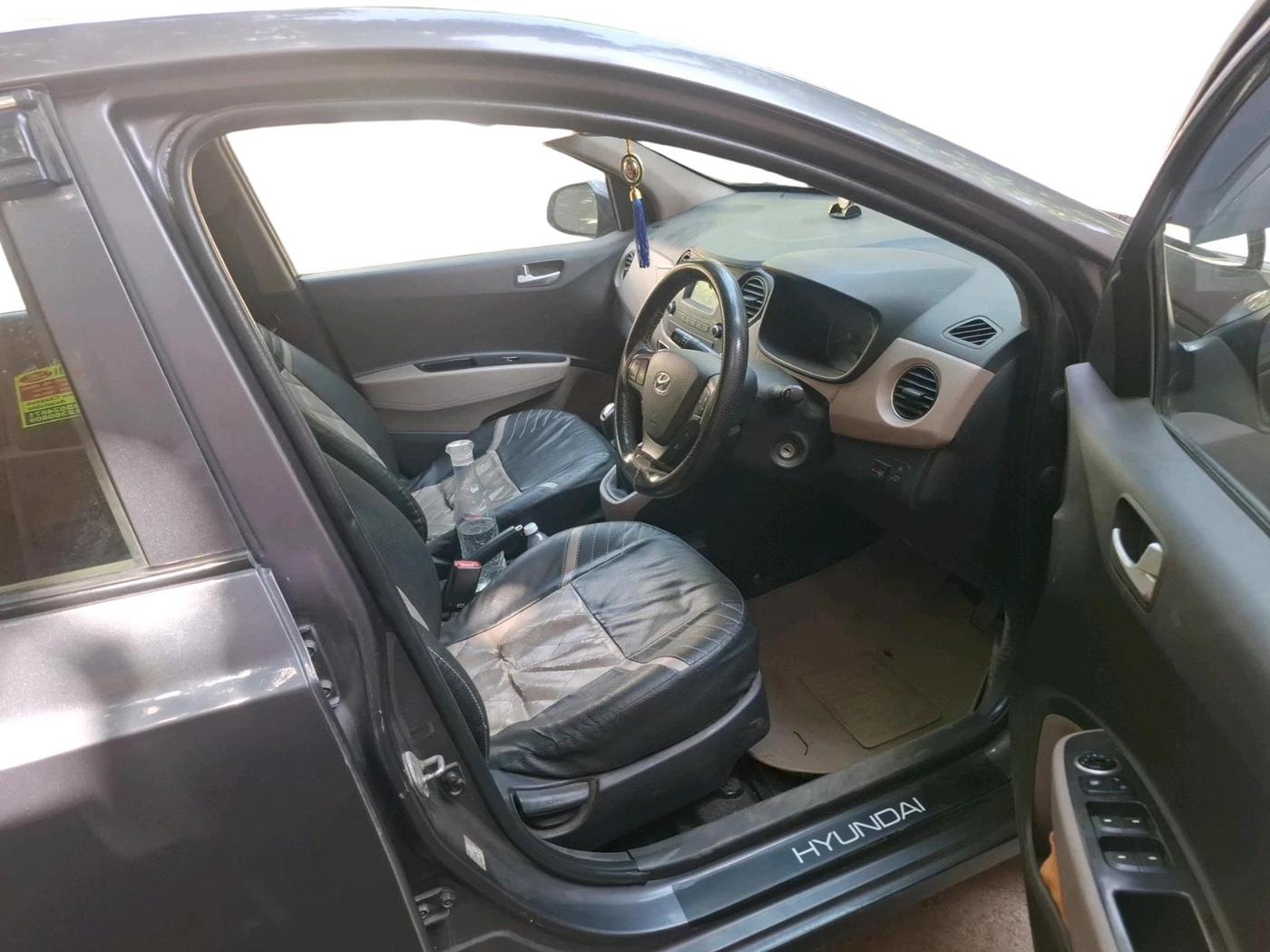 2017 Hyundai Grand i10 SPORTZ 1.2 KAPPA VTVT, CNG, Manual, 78,133 km, interior