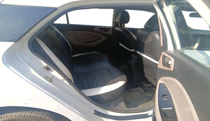 2017 Hyundai Elite i20 SPORTZ 1.2, CNG, Manual, 82,112 km, interior