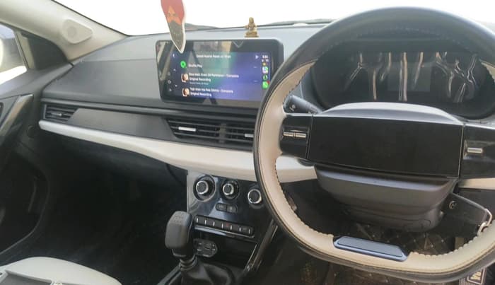 2025 Tata NEXON Pure Plus (S) 1.2 Petrol 6MT, Petrol, Manual, 24,162 km, interior