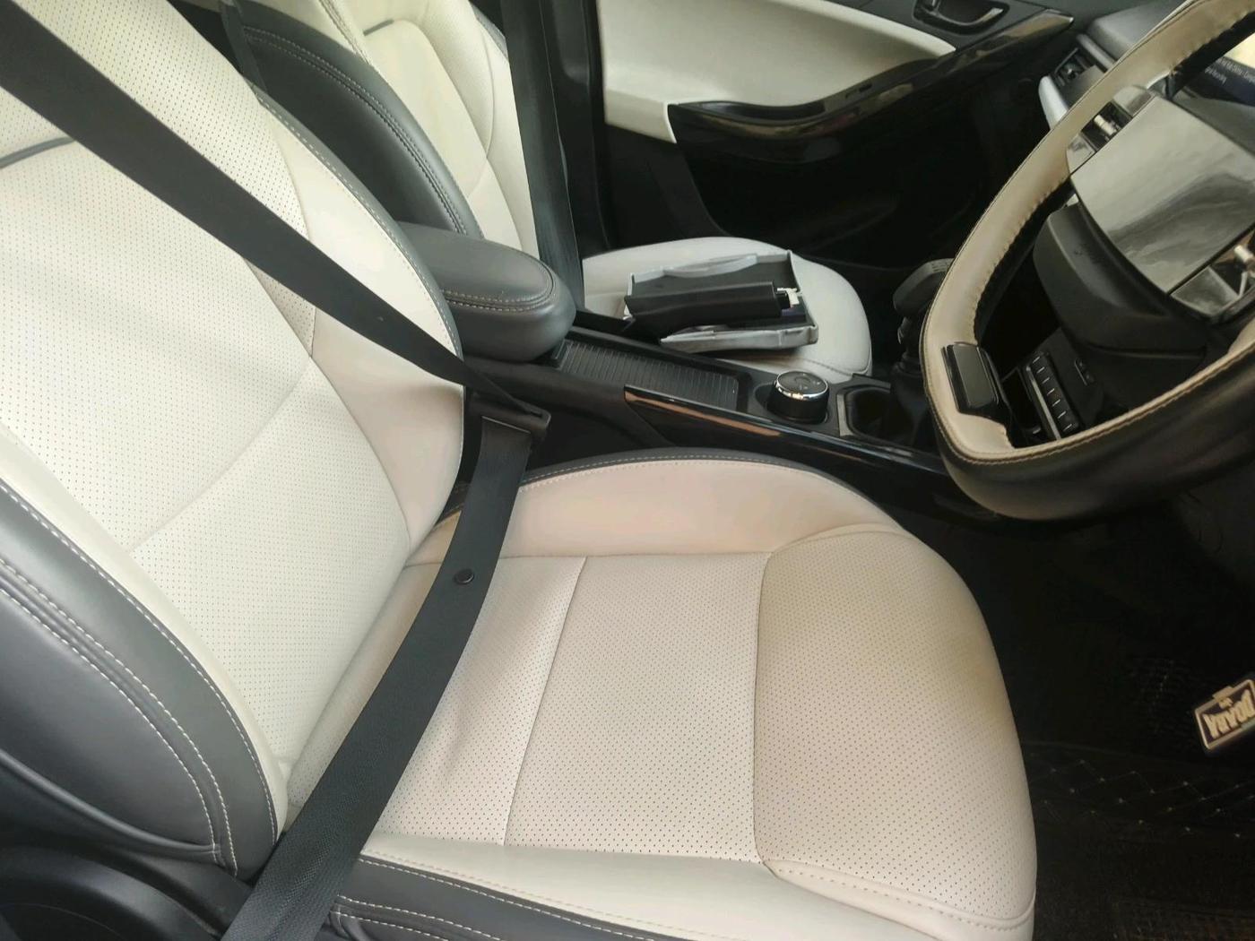 2025 Tata NEXON Pure Plus (S) 1.2 Petrol 6MT, Petrol, Manual, 24,162 km, interior