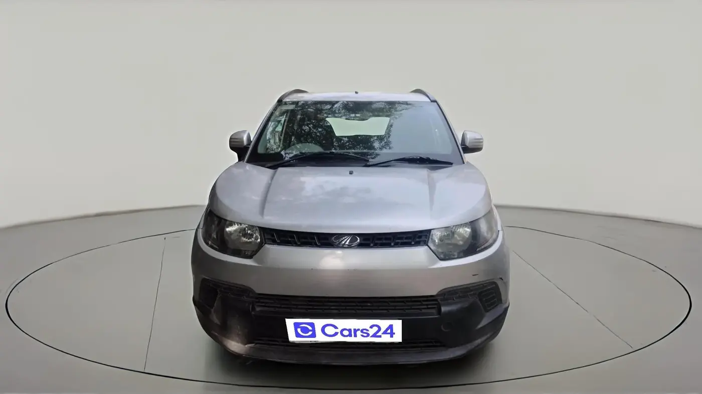 2016 Mahindra Kuv100 K4 6 STR, Petrol, Manual, 41,967 km, exterior