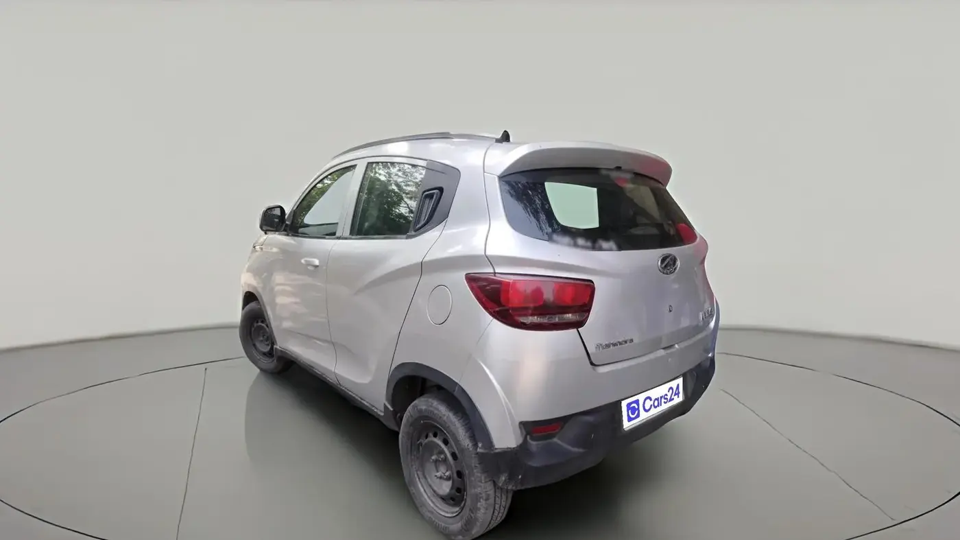 2016 Mahindra Kuv100 K4 6 STR, Petrol, Manual, 41,967 km, exterior
