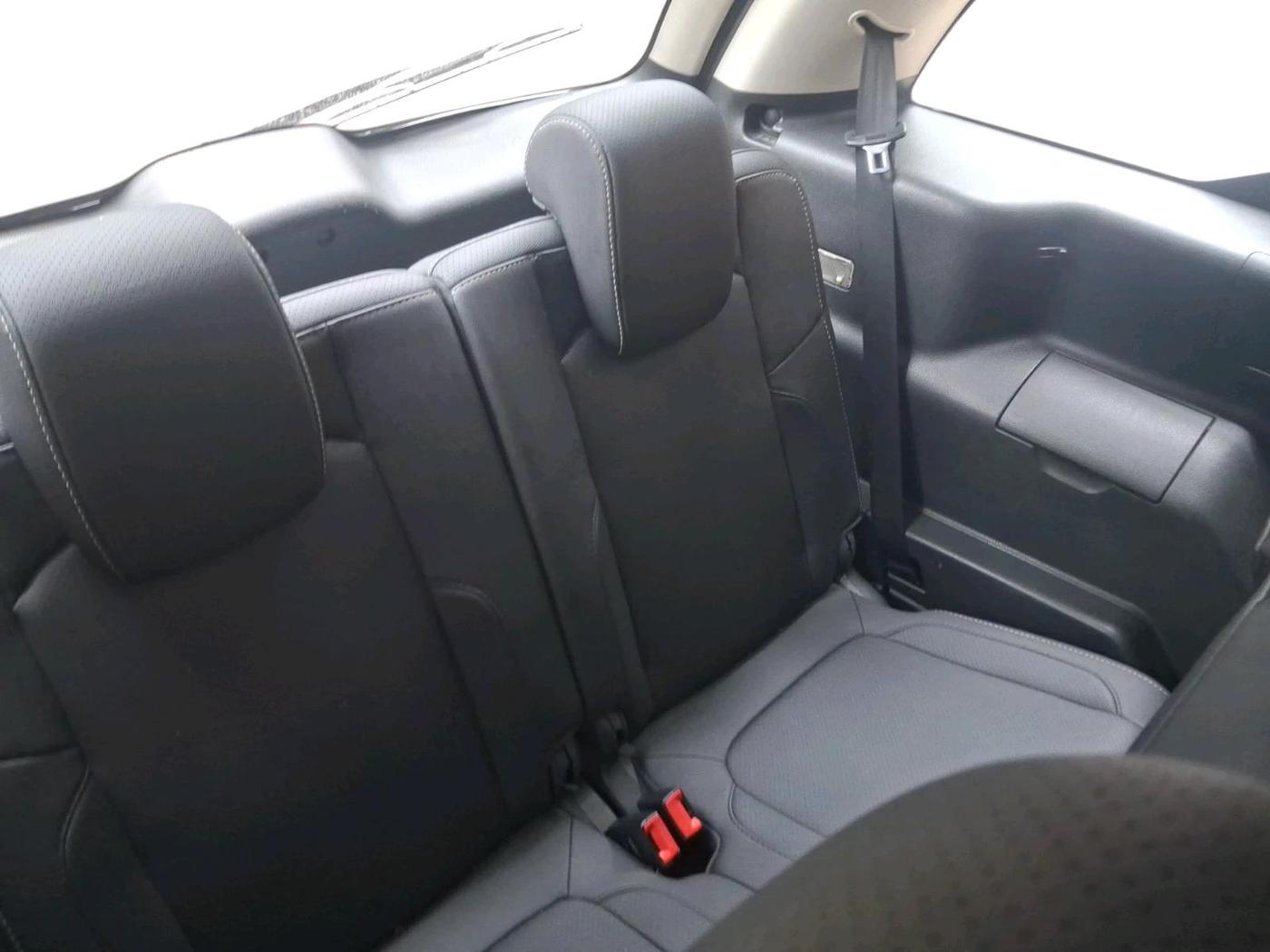 2017 Tata Hexa XTA 4X2 7 STR, Diesel, Automatic, 85,575 km, interior