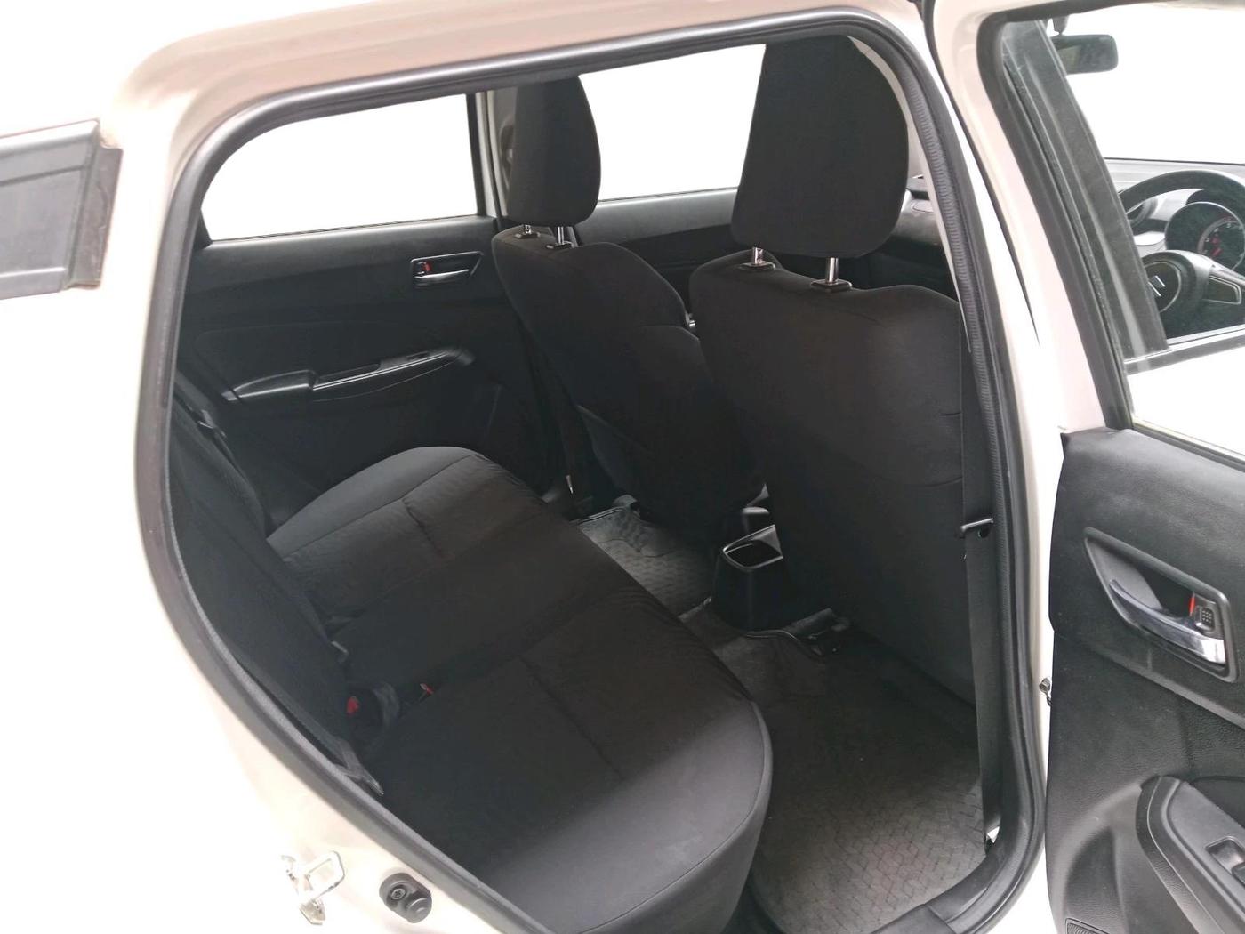 2021 Maruti Swift ZXI AMT, Petrol, Automatic, 35,859 km, interior