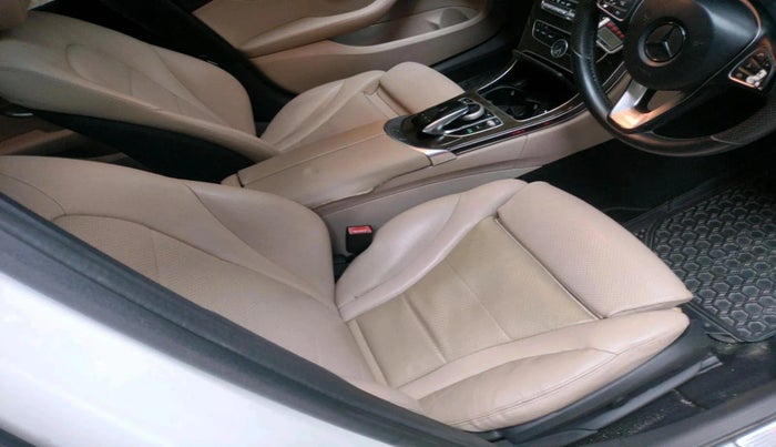 2014 Mercedes Benz C Class C 200 AVANTGARDE, Petrol, Automatic, 96,008 km, interior