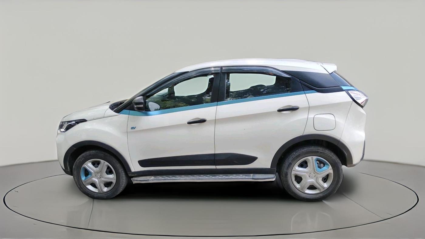 2023 Tata NEXON EV XM, Electric, Automatic, 41,859 km, exterior