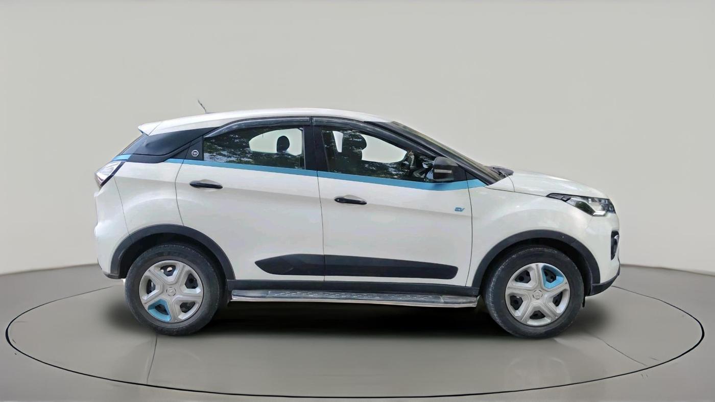 2023 Tata NEXON EV XM, Electric, Automatic, 41,859 km, exterior