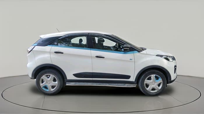 2023 Tata NEXON EV XM, Electric, Automatic, 41,859 km, exterior