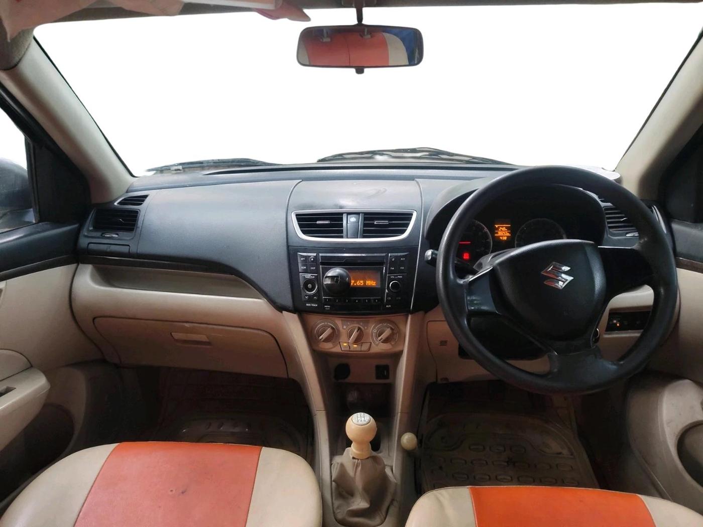 2015 Maruti Swift Dzire LXI, CNG, Manual, 98,269 km, interior