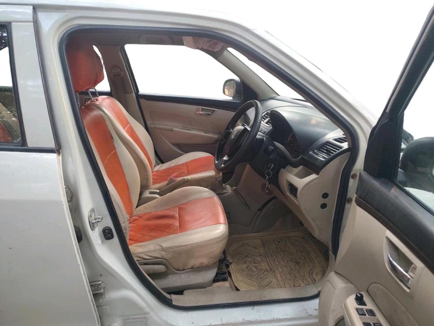 2015 Maruti Swift Dzire LXI, CNG, Manual, 98,269 km, interior