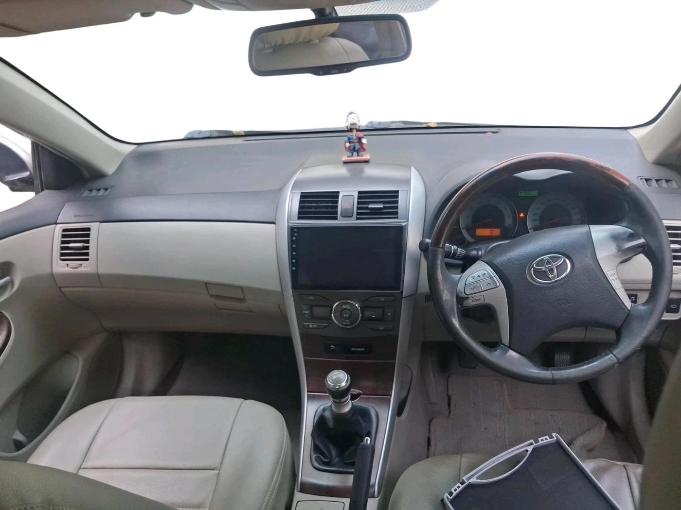 2011 Toyota Corolla Altis GL PETROL, Petrol, Manual, 84,698 km, interior