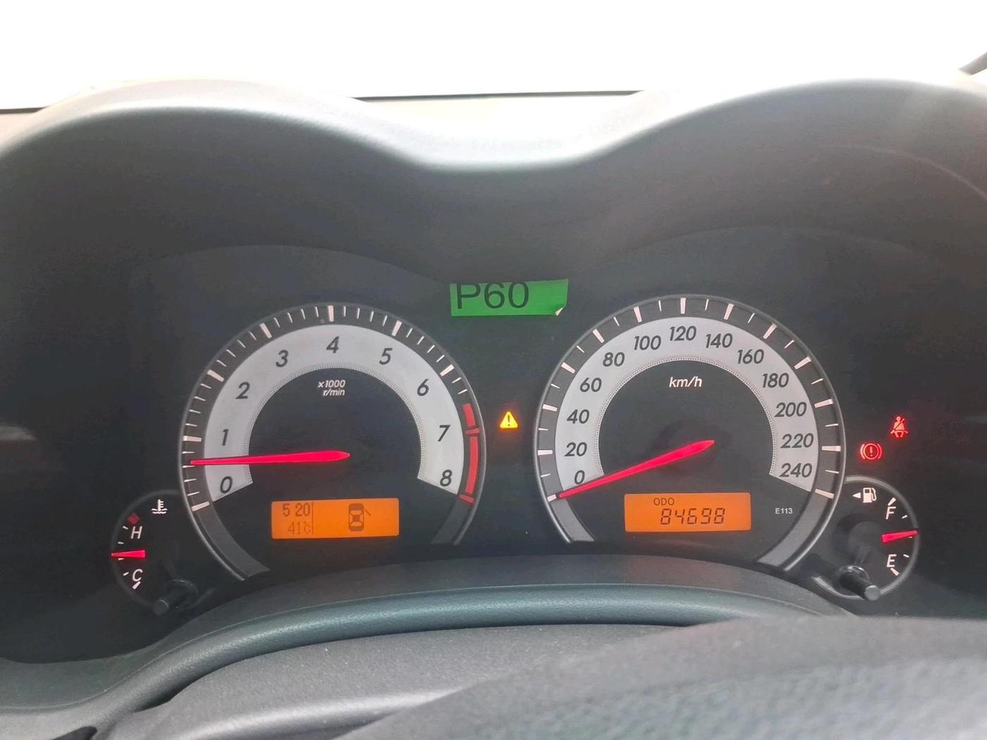 2011 Toyota Corolla Altis GL PETROL, Petrol, Manual, 84,698 km, interior