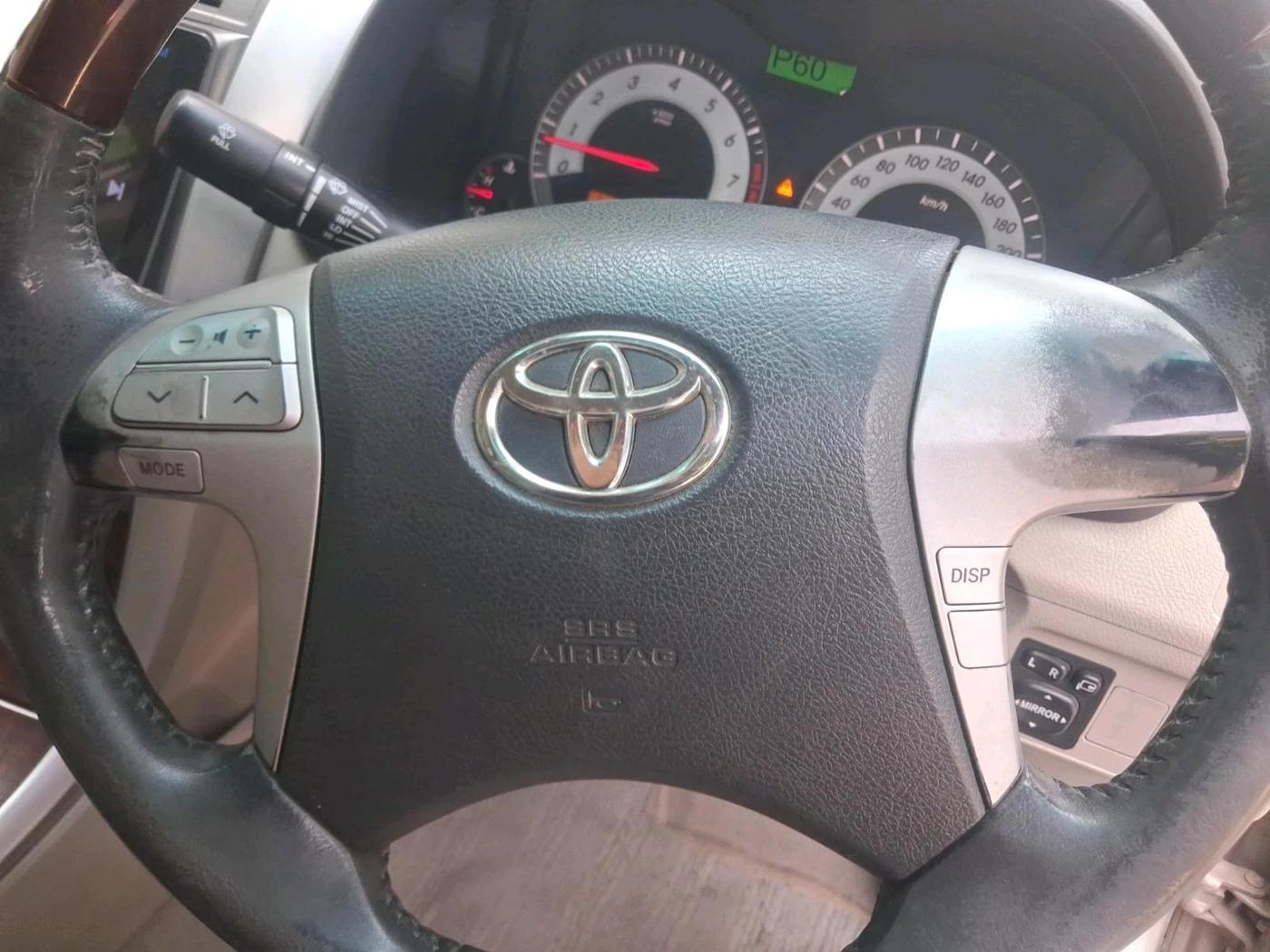 2011 Toyota Corolla Altis GL PETROL, Petrol, Manual, 84,698 km, interior