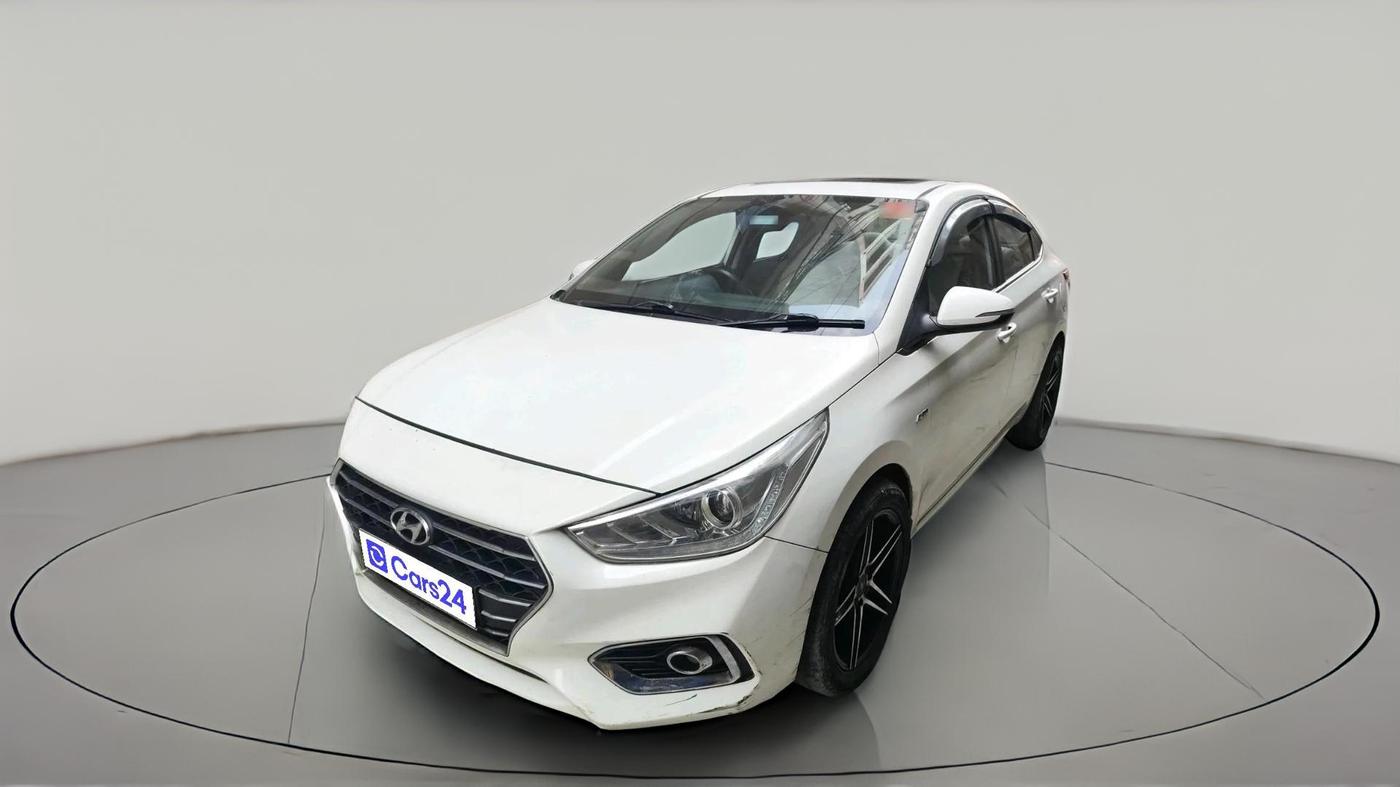 2018 Hyundai Verna 1.6 CRDI SX + AT, Diesel, Automatic, 1,24,599 km, exterior