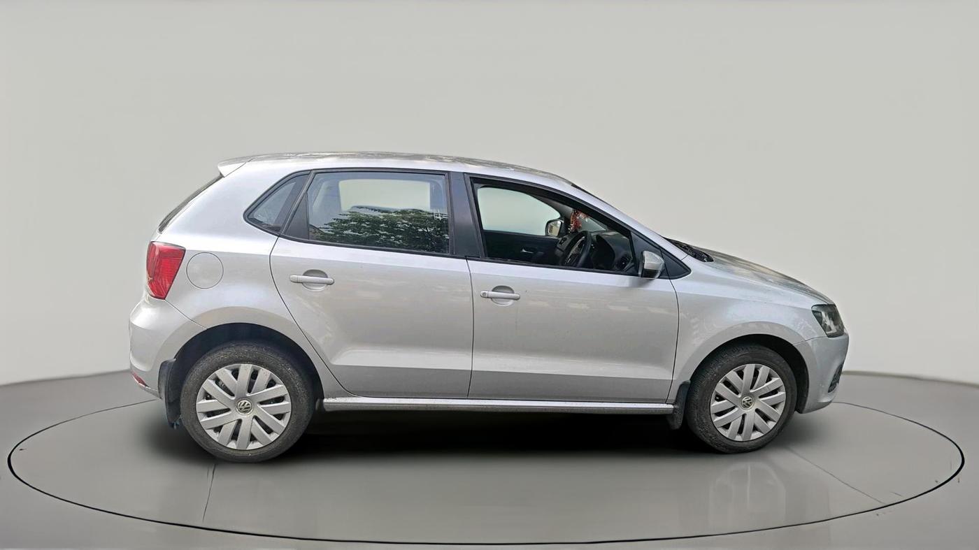 2017 Volkswagen Polo COMFORTLINE 1.2L, Petrol, Manual, 46,993 km, exterior