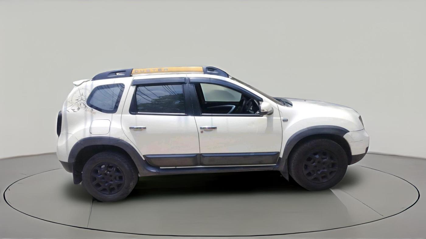 2016 Renault Duster 85 PS RXL 4X2 MT ADVENTURE EDITION, Diesel, Manual, 3,03,418 km, exterior
