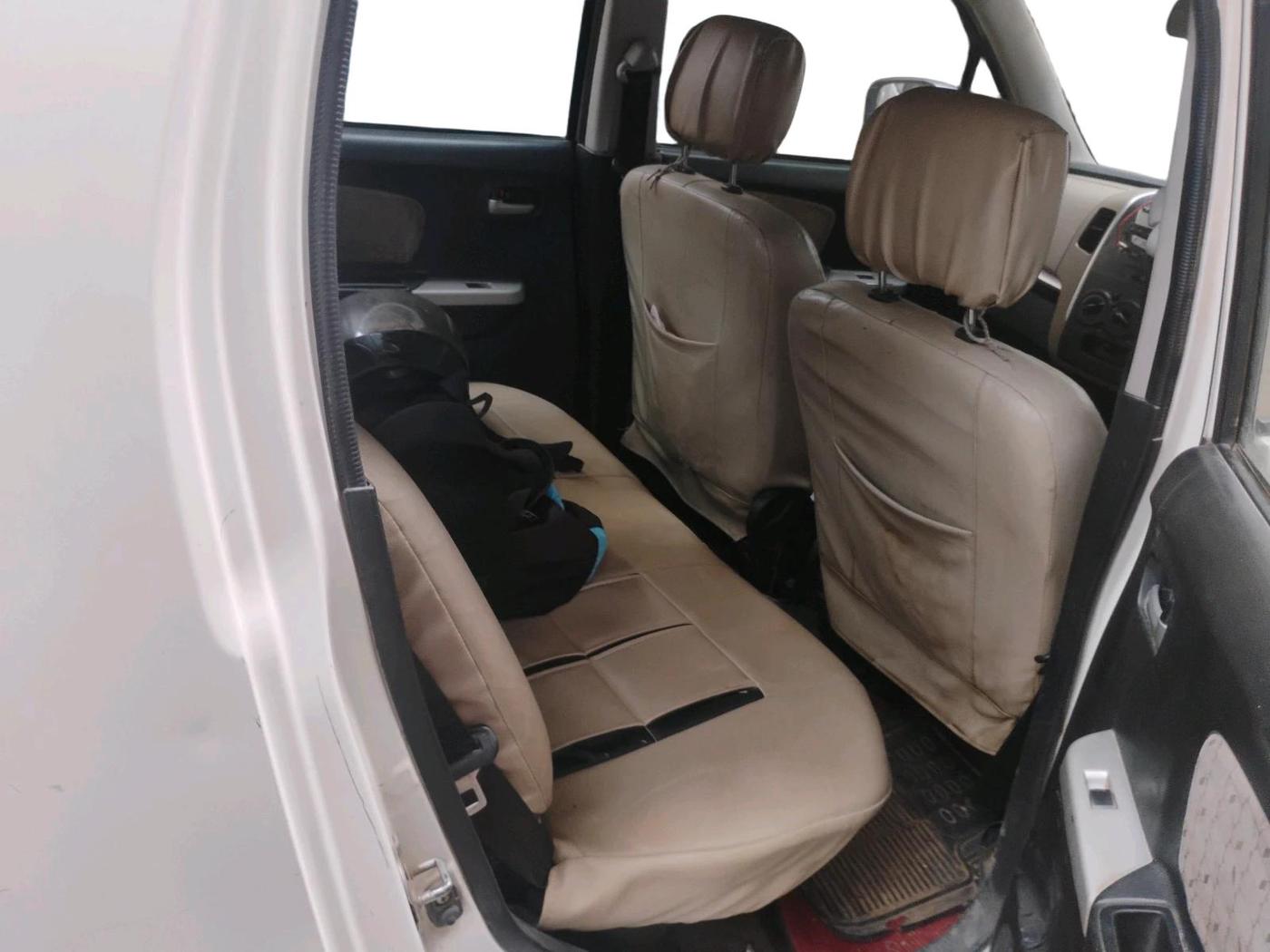 2013 Maruti Wagon R 1.0 VXI, CNG, Manual, 92,905 km, interior