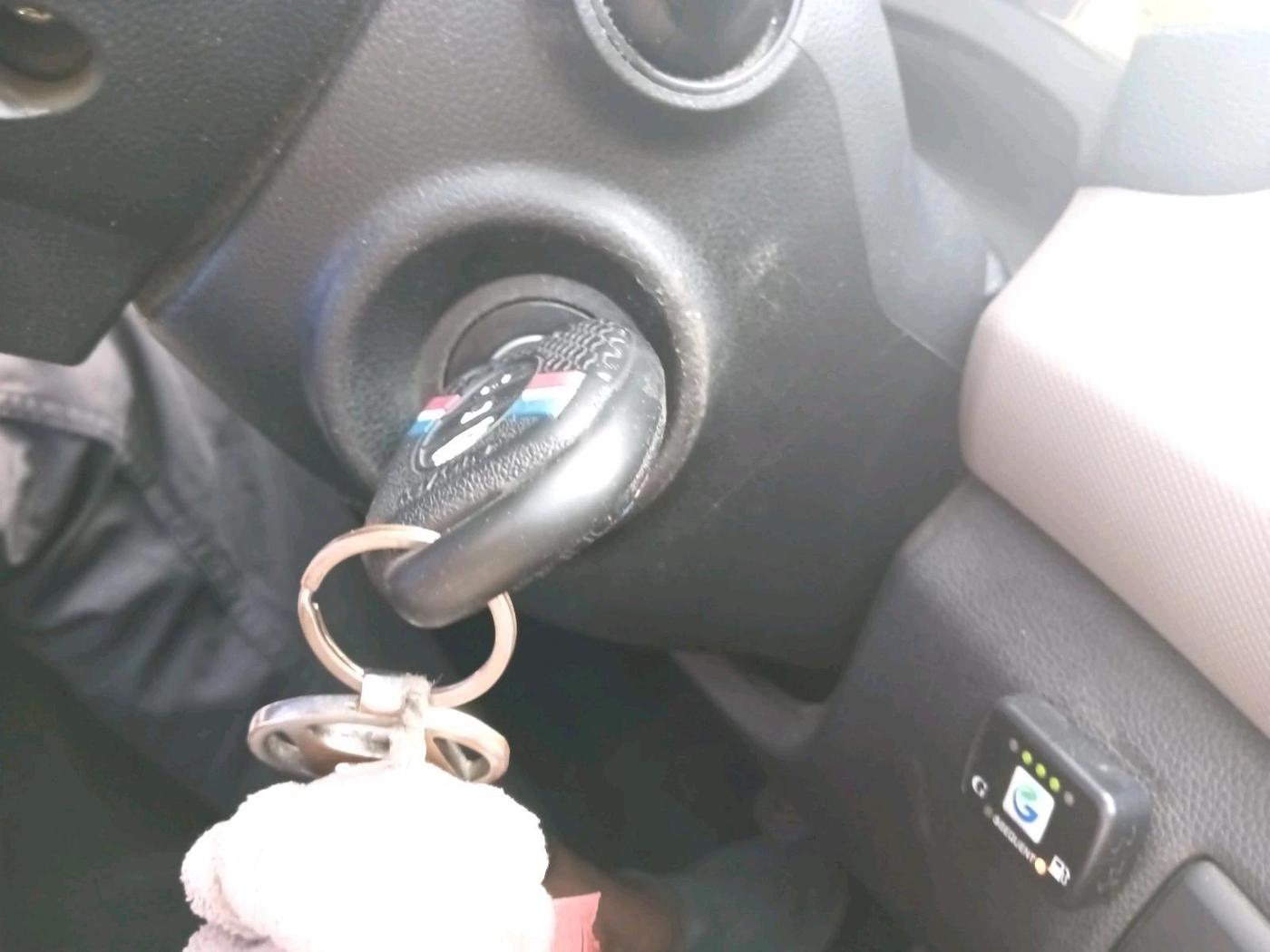 2017 Hyundai Creta E PLUS 1.6 PETROL, CNG, Manual, 1,09,036 km, interior