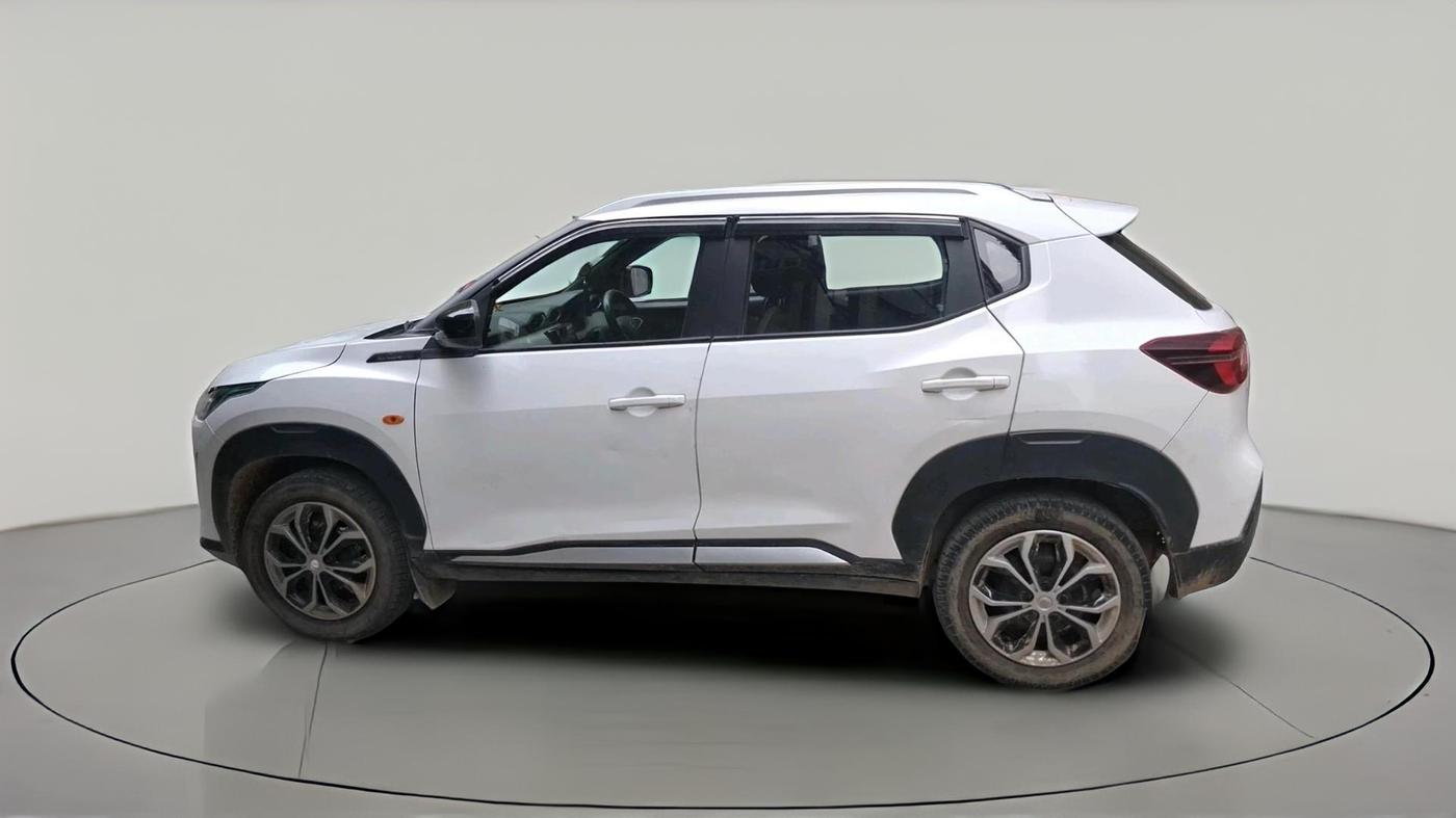 2021 Nissan MAGNITE XE, CNG, Manual, 61,321 km, exterior