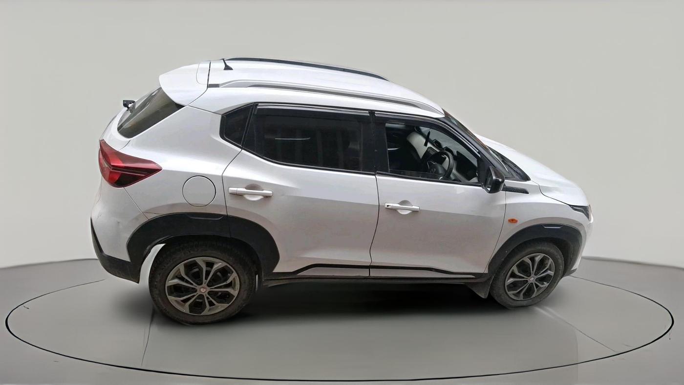 2021 Nissan MAGNITE XE, CNG, Manual, 61,321 km, exterior