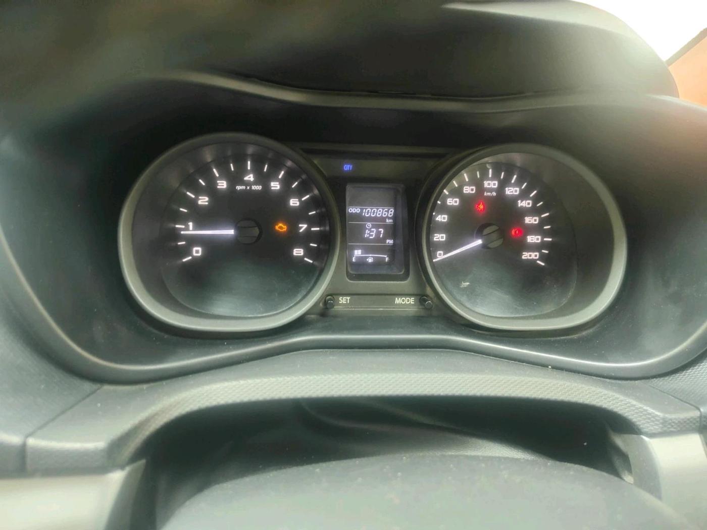 2019 Tata NEXON XM PETROL, CNG, Manual, 1,00,868 km, interior