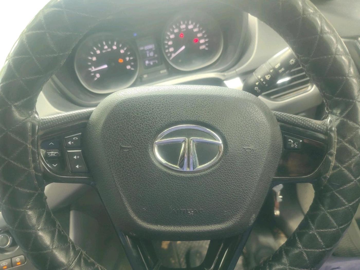 2019 Tata NEXON XM PETROL, CNG, Manual, 1,00,868 km, interior