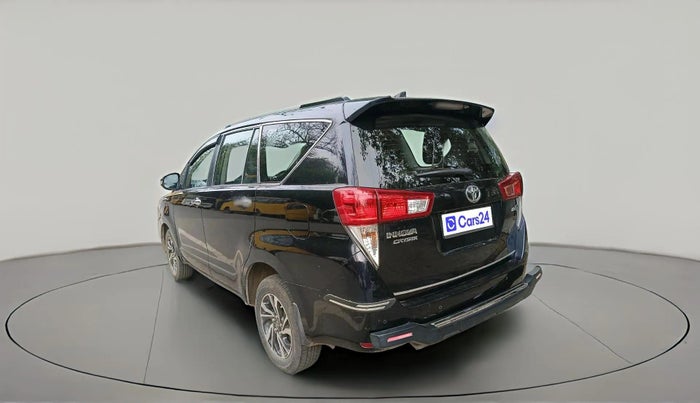 2022 Toyota Innova Crysta 2.7 VX 7 STR, Petrol, Manual, 36,173 km, exterior