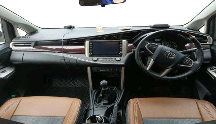 2022 Toyota Innova Crysta 2.7 VX 7 STR, Petrol, Manual, 36,173 km, interior