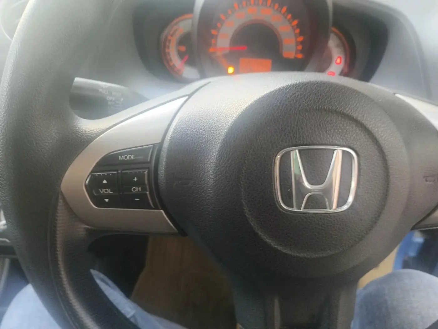 2013 Honda Brio S MT, Petrol, Manual, 36,745 km, interior