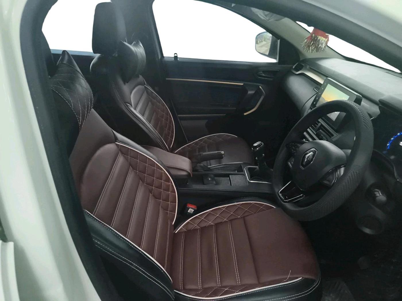 2024 Renault Kiger RXT MT, Petrol, Manual, 15,922 km, interior