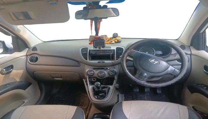 2011 Hyundai i10 MAGNA 1.2, CNG, Manual, 88,466 km, interior