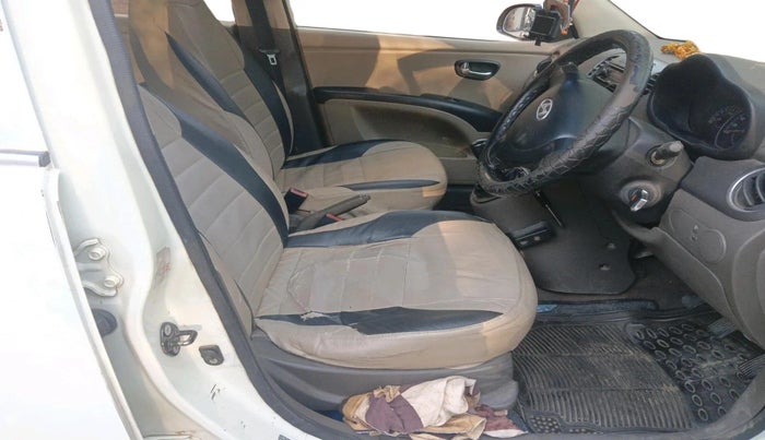 2011 Hyundai i10 MAGNA 1.2, CNG, Manual, 88,466 km, interior