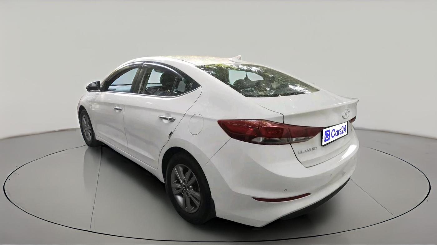 2017 Hyundai New Elantra 1.6 SX (O) MT DIESEL, Diesel, Manual, 97,407 km, exterior