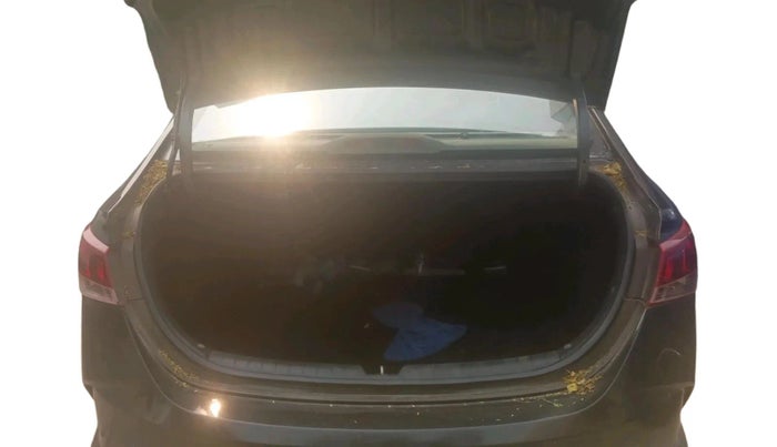 2020 Hyundai Verna SX 1.5 VTVT, Petrol, Manual, 28,792 km, exterior