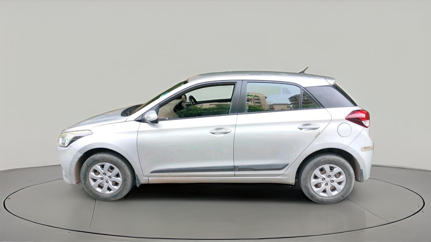 2015 Hyundai Elite i20 SPORTZ 1.2, Petrol, Manual, 1,09,732 km, exterior