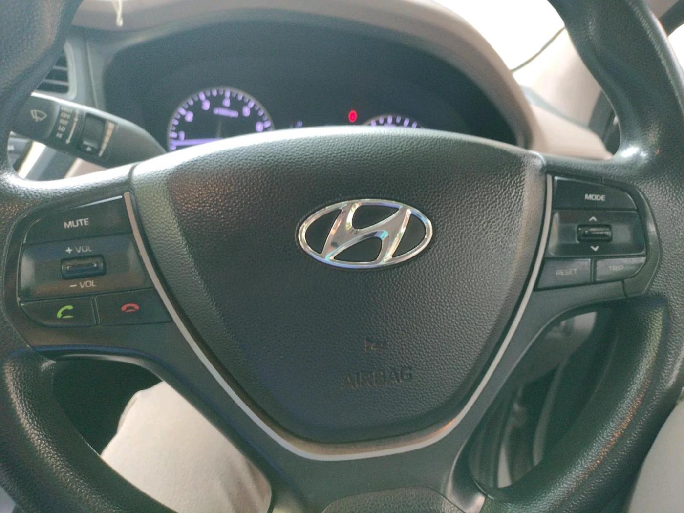 2015 Hyundai Elite i20 SPORTZ 1.2, Petrol, Manual, 1,09,732 km, interior