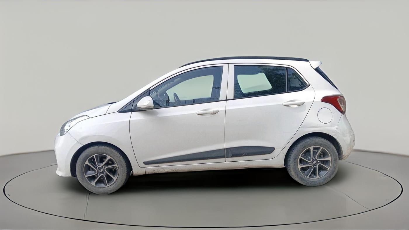2018 Hyundai Grand i10 SPORTZ AT 1.2 KAPPA VTVT, Petrol, Automatic, 85,427 km, exterior