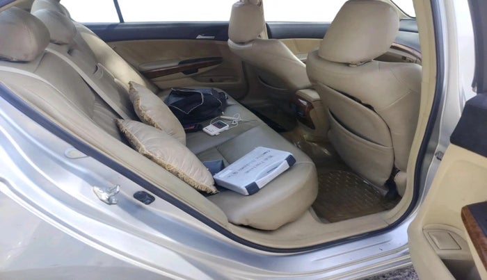 2011 Honda Accord 2.4L I-VTEC AT, Petrol, Automatic, 1,13,923 km, interior