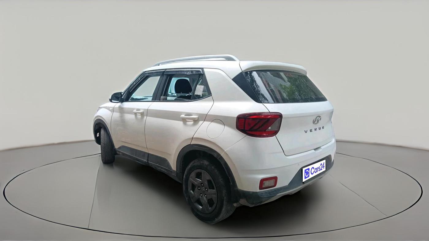 2021 Hyundai VENUE S 1.2, Petrol, Manual, 55,144 km, exterior
