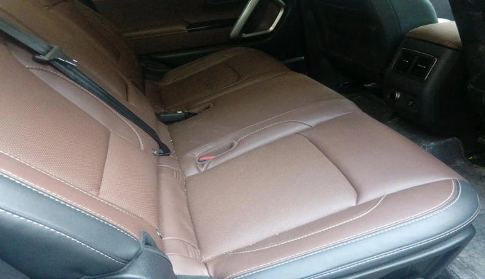 2025 Mahindra SCORPIO-N Z8 Select Petrol MT, Petrol, Manual, 3,052 km, interior