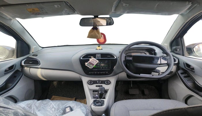 2025 Tata Tiago XTA CNG , CNG, Automatic, 11,990 km, interior