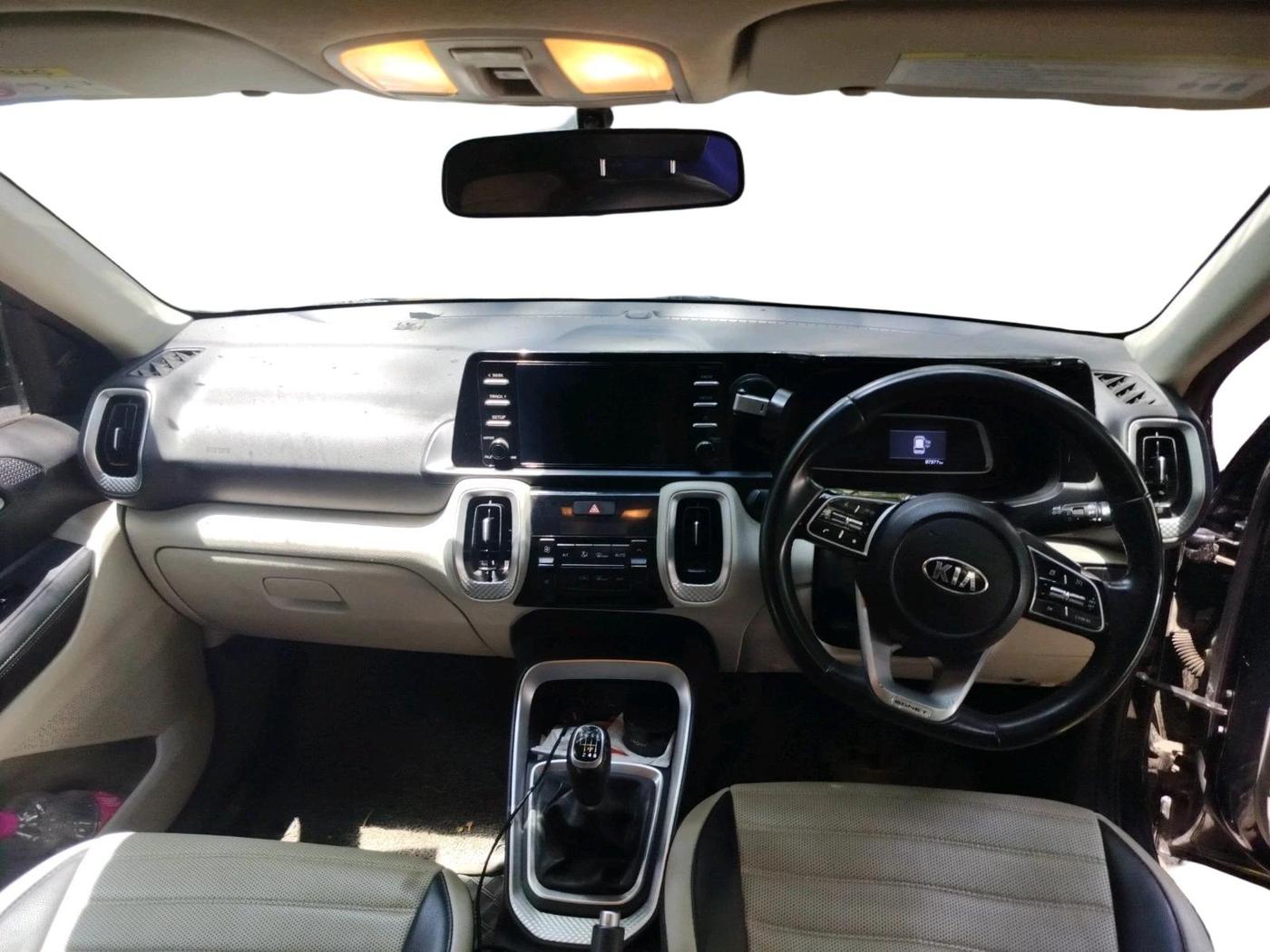 2021 KIA SONET HTX 1.0 IMT, Petrol, Manual, 87,377 km, interior