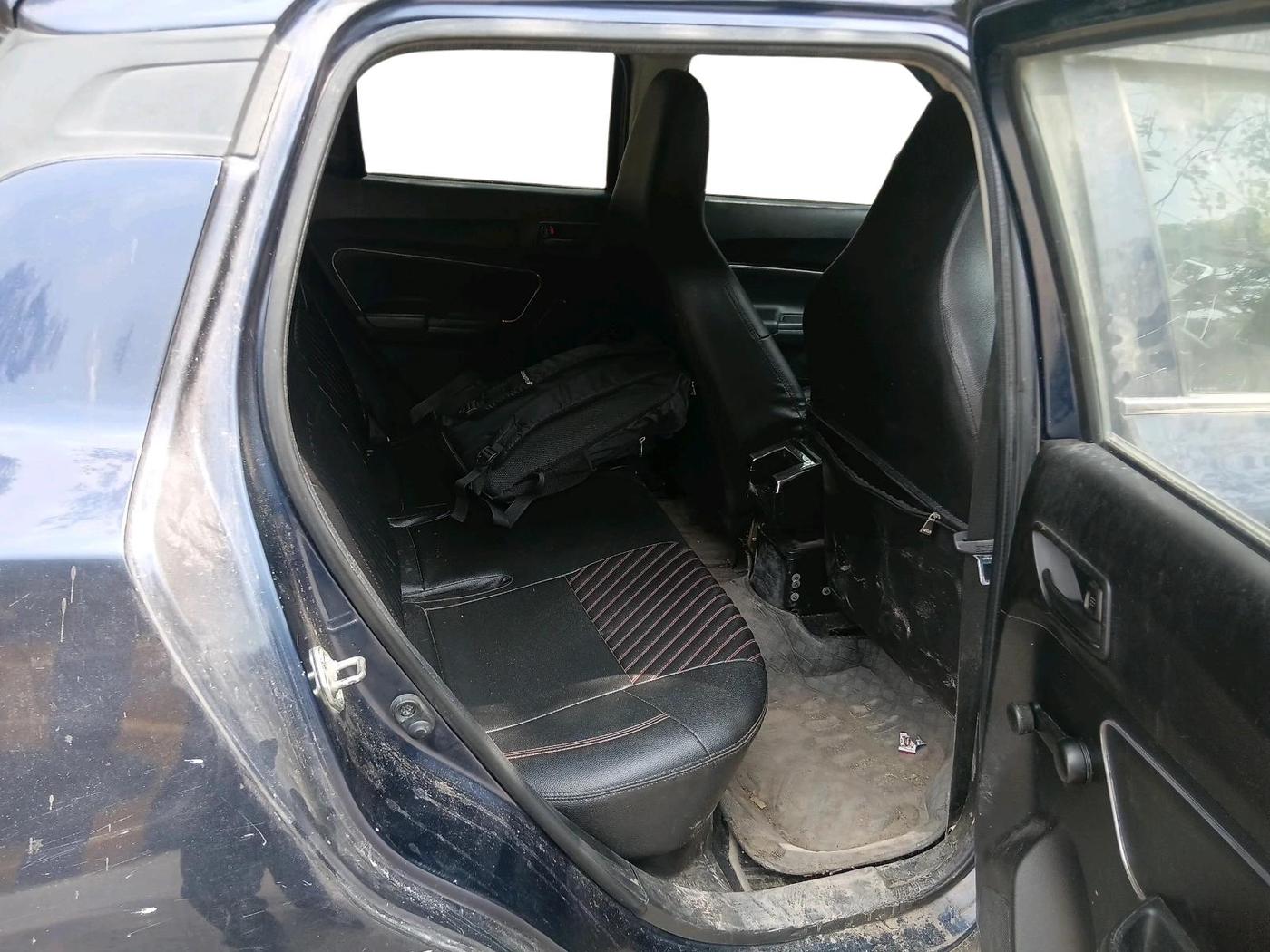 2020 Maruti Swift LXI, Petrol, Manual, 35,445 km, interior