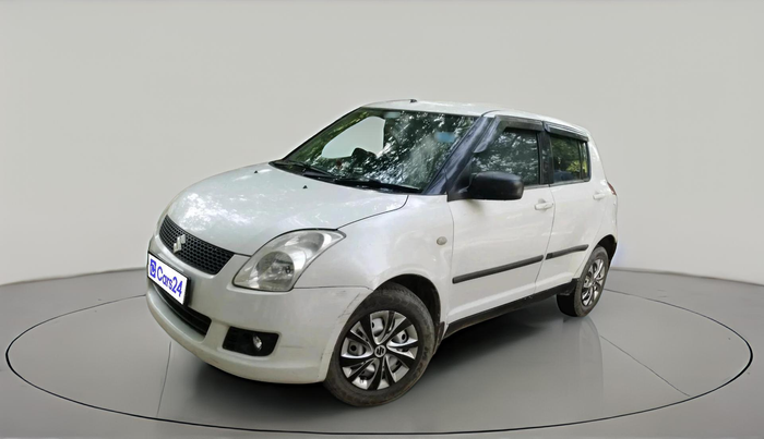 2011 Maruti Swift VXI, CNG, Manual, 1,04,898 km, exterior