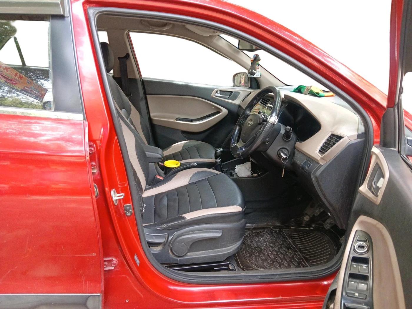 2014 Hyundai i20 SPORTZ 1.2, Petrol, Manual, 71,504 km, interior
