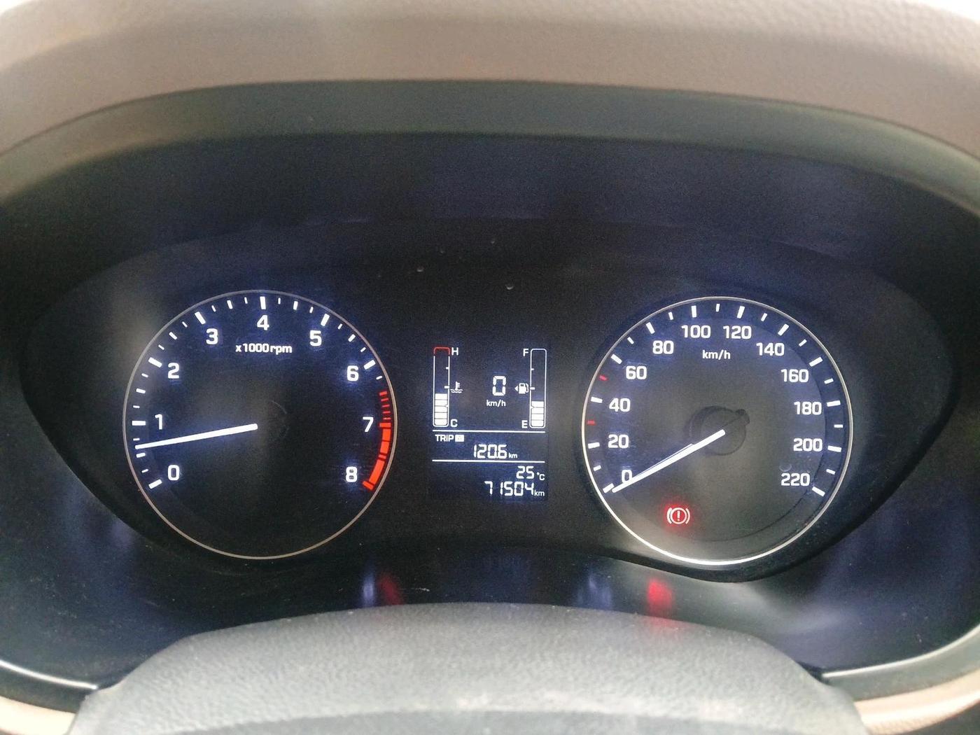 2014 Hyundai i20 SPORTZ 1.2, Petrol, Manual, 71,504 km, interior