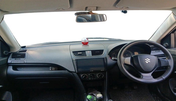 2012 Maruti Swift LXI, CNG, Manual, 1,00,970 km, interior