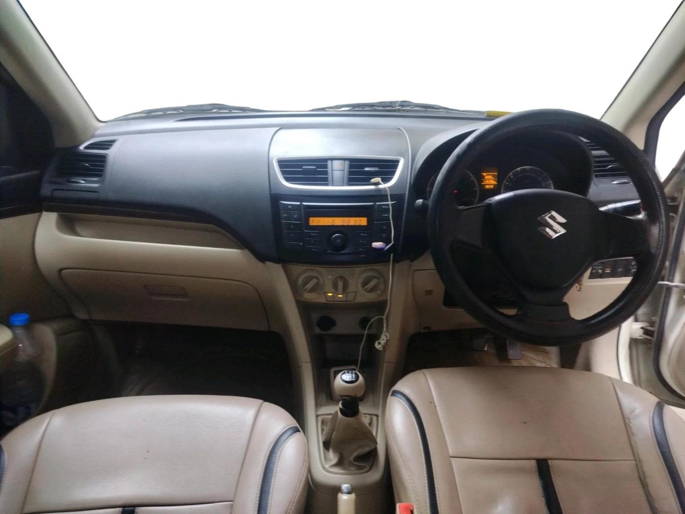 2013 Maruti Swift Dzire VXI, CNG, Manual, 1,15,296 km, interior
